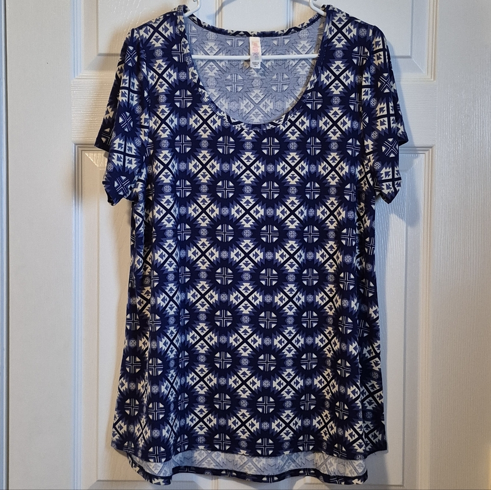 LulaRoe Classic T Geometric Print Top